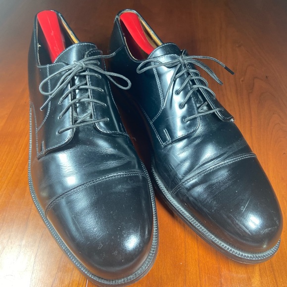 Cole Haan Other - Cole Haan Men’s Leather Dress Shoe w shoe tree.  Size 10